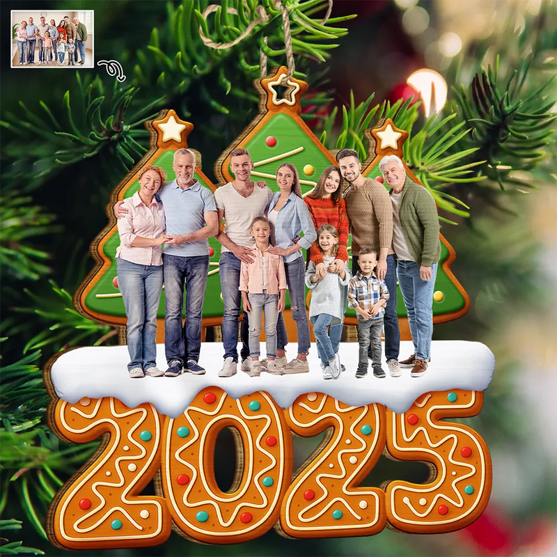 Family,Pet Lovers,Pet Mom,Pet Dad,Pet Couple,Dog Lovers,Dog Couple,Dog Mom,Dog Dad,Cat Lovers,Cat Mom,Cat Dad,Cat Couple,Happy,Christmas,Custom Photo,Gift For Bestie,Gift For Sibling,Cousin,Gift For Kids,Gift For Grandkids - Custom Photo Christmas Family Gingerbread 3D Effect - Personalized Custom Shaped Wooden Ornament