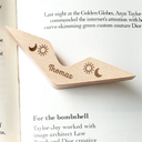 Gift For Yourself,Gift For Women,Gift For Men,Reading,Happy -  Just A Girl Man Who Loves Books - Personalized Thumb Page Holder