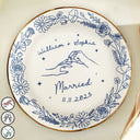 Gift For Couples,Gift For Husband,Gift For Wife,Gift For Boyfriend,Gift For Girlfriend,Married ,Engaged,Wedding,Wedding Anniversary,Anniversary,Love - Toile De Jouy Engaged Married Couple Hands - Personalized Round Ring Dish